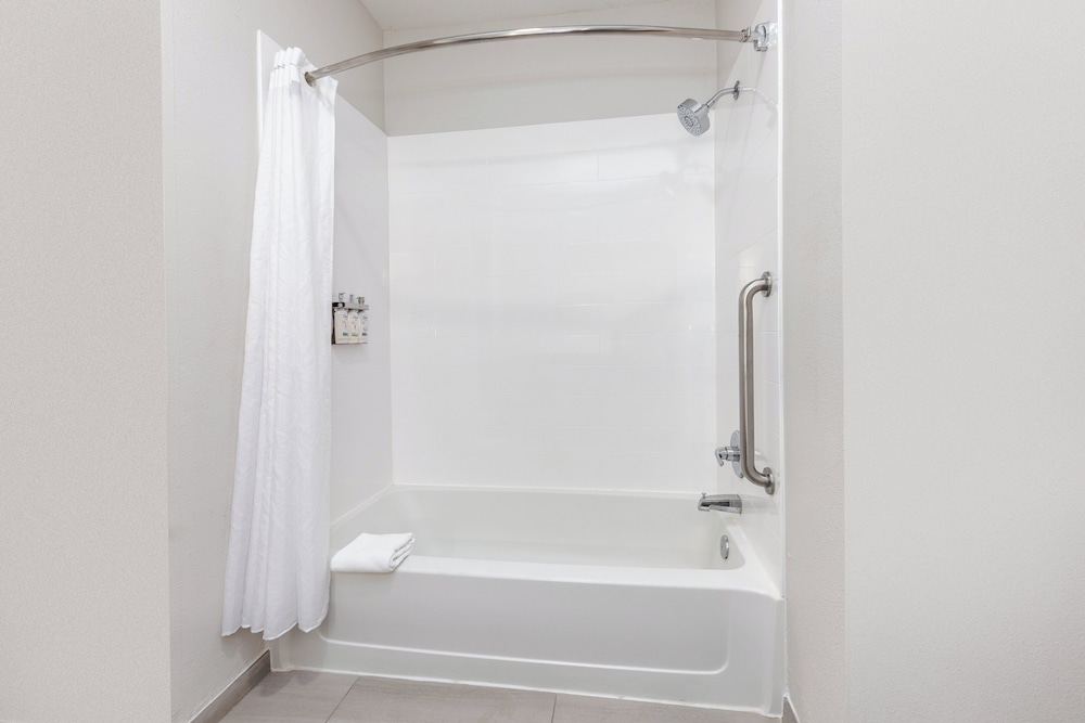 Holiday Inn Express & Suites Little Rock West by IHG - photo 11