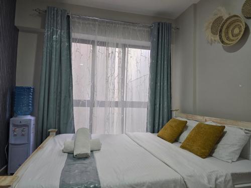 1 Bedroom Studio Sleeps 2 Elevator Free Parking