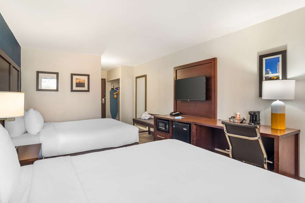 Comfort Inn Charlotte Airport Uptown - photo 8