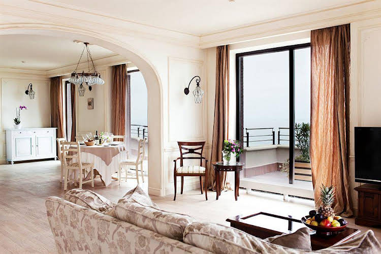 Apart Hotel Omega in Yalta, Ukraine