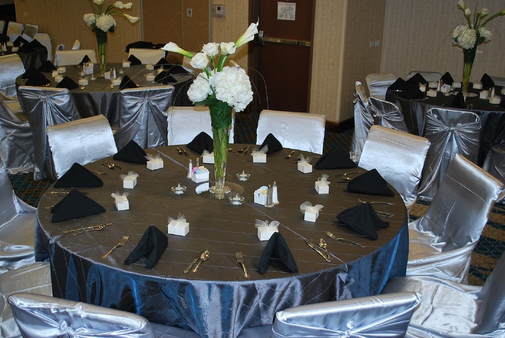 Holiday Inn & Suites San Antonio Northwest by IHG - photo 32