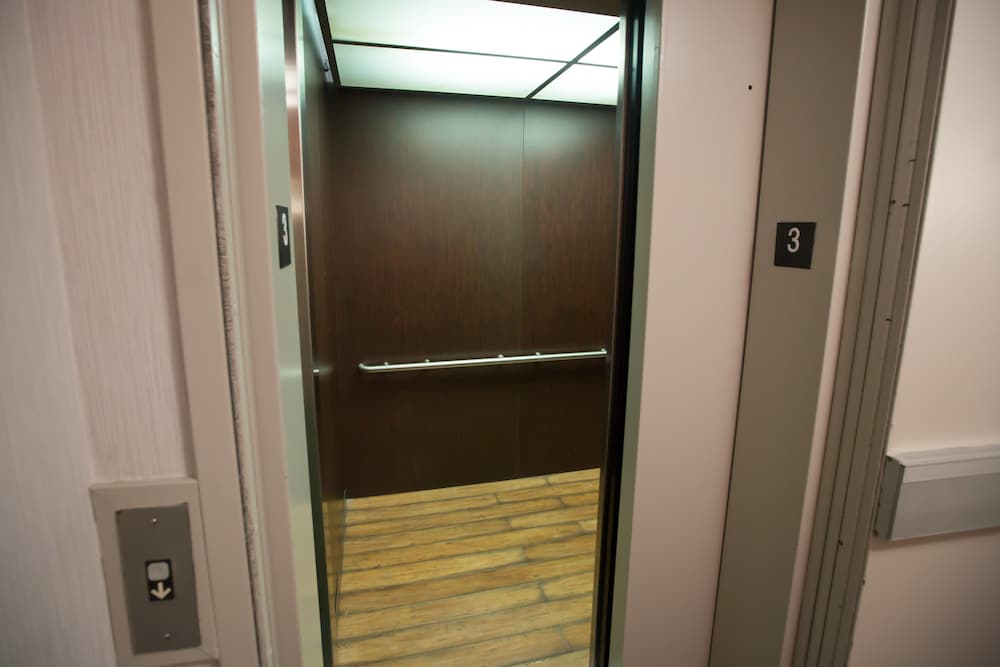 Holiday Inn Express Hotel & Suites Madison by IHG - photo 73