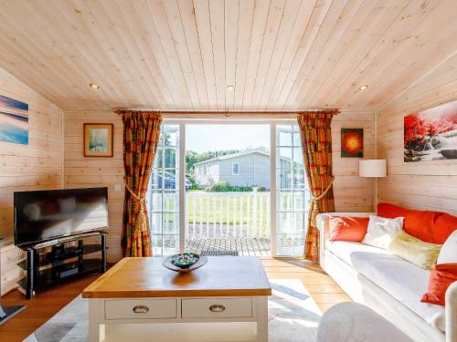Chestnut Lodge — 4-Star Luxury Hotel in Willington, United Kingdom