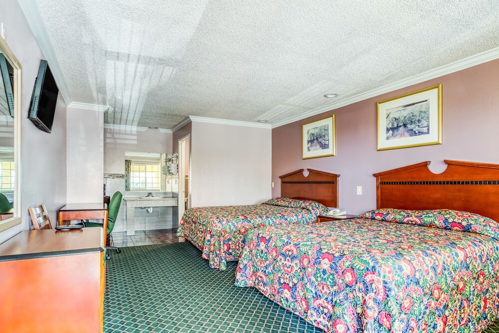 Hotel Whittier CA I 605 - photo 15