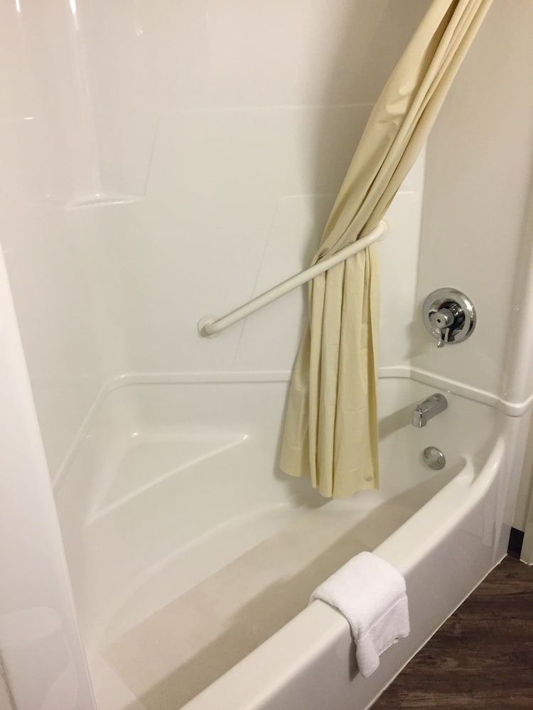 Red Lion Inn & Suites Butte - photo 25