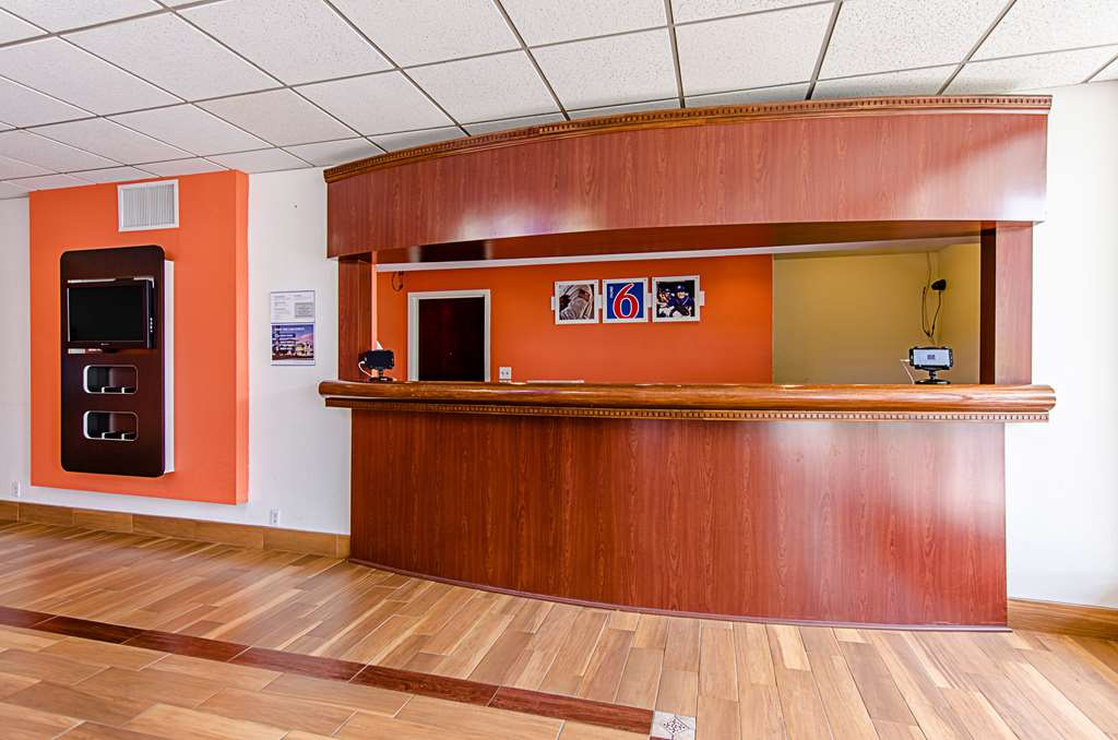Motel 6 Staunton VA - photo 21