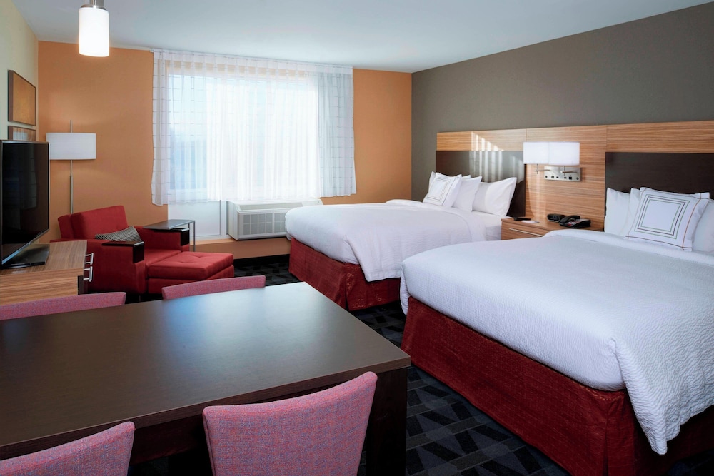 TownePlace Suites by Marriott Grand Rapids Airport - photo 5