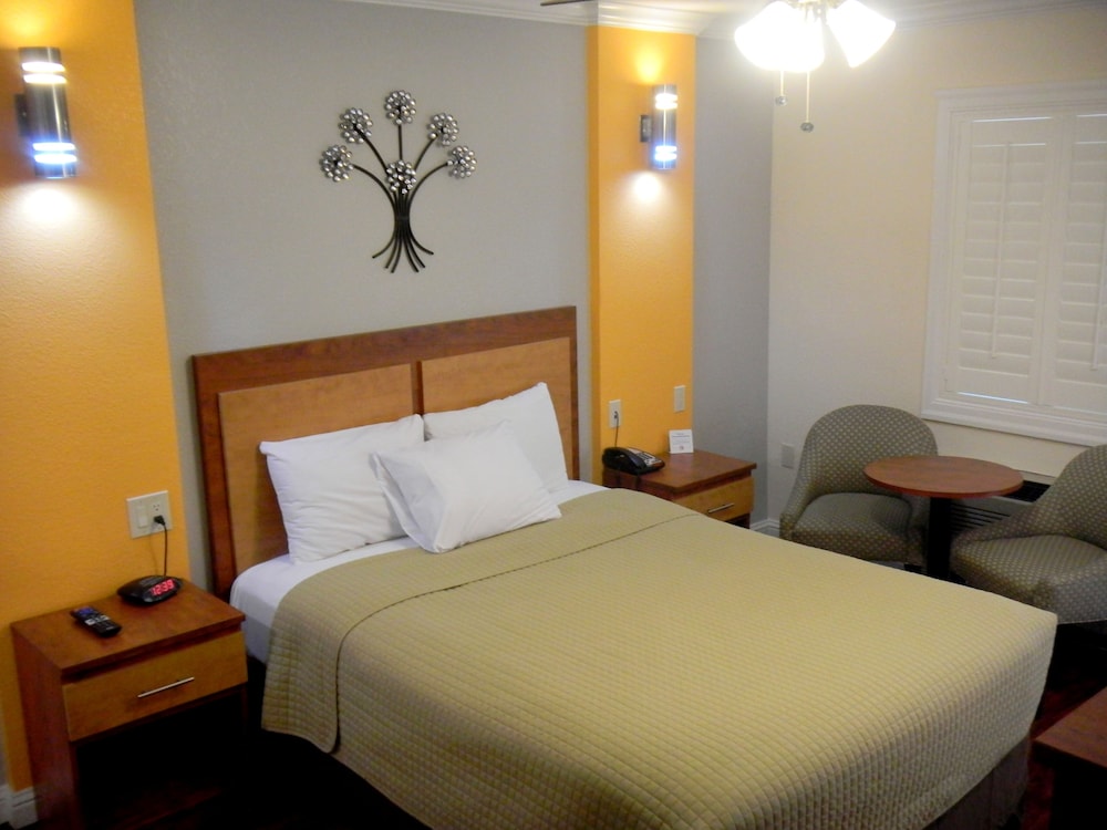 FairBridge Inn & Suites Merced Gateway to Yosemite - photo 13