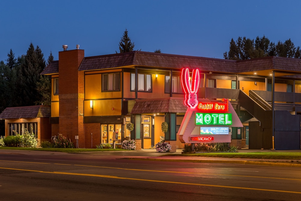 Rabbit Ears Motel - featured photo