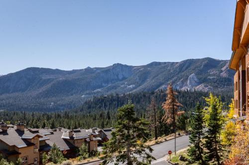 Sunstone 326 in Mammoth Lakes, United States