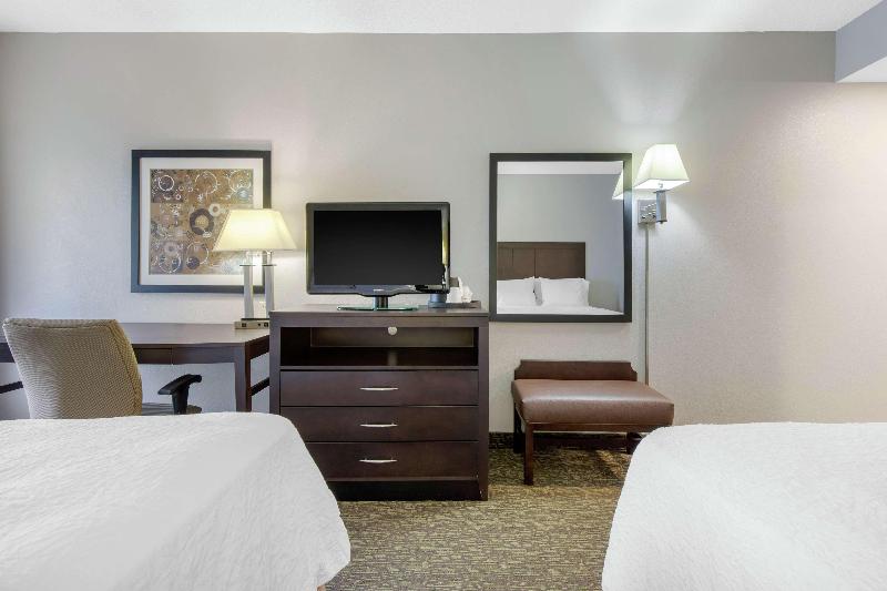 Hampton Inn Mebane - photo 56