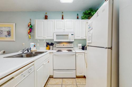 Caribbean 802 in Gulf Shores, United States