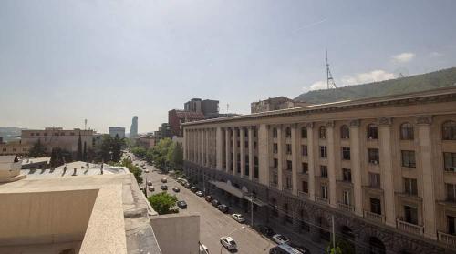 Hotel type rooms on avenue Melikishvili city center