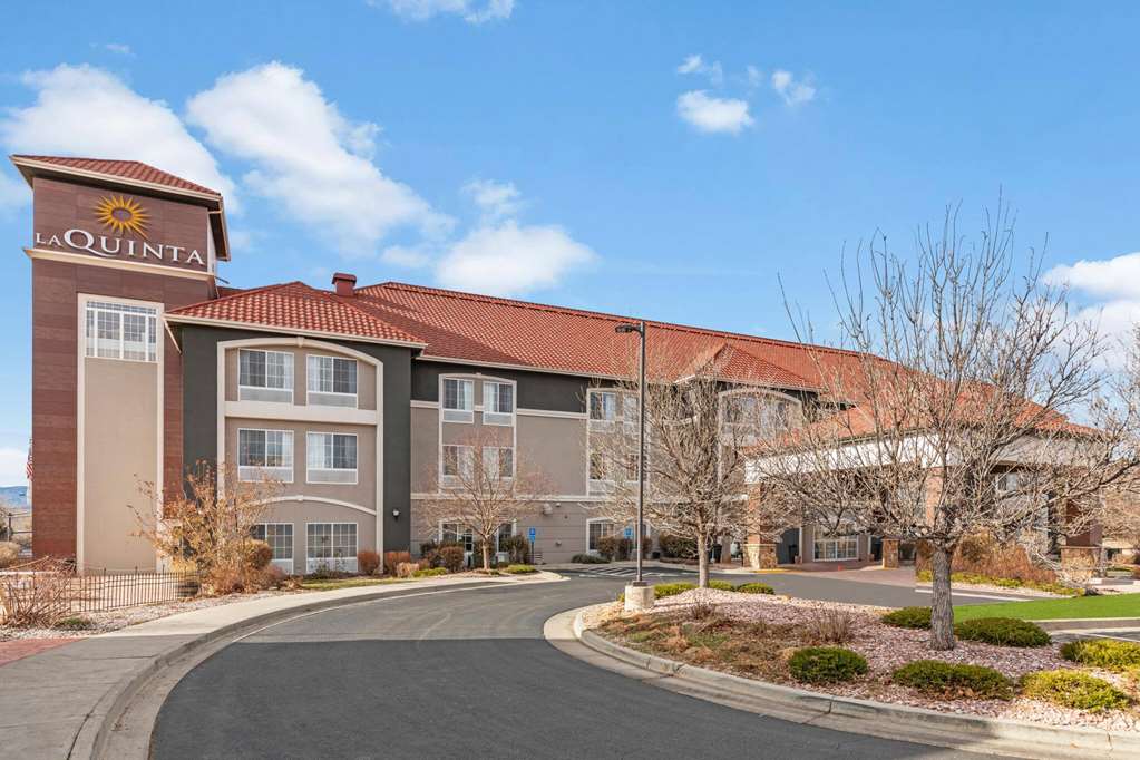 La Quinta Inn & Suites by Wyndham Loveland Estes Park - photo 29