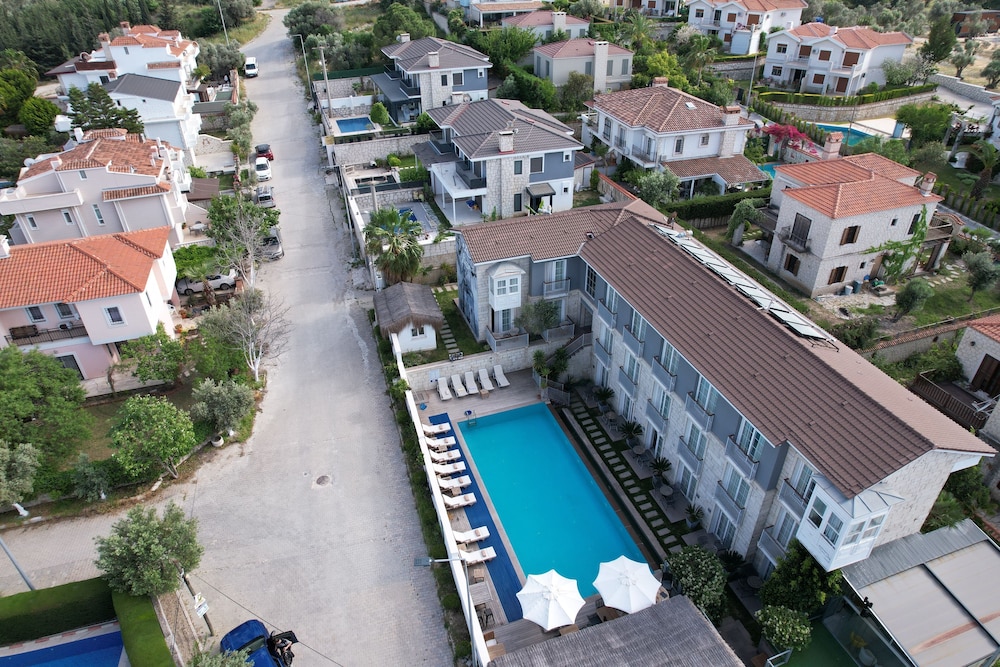 A La Lucca Hotel — Cesme — photo 2