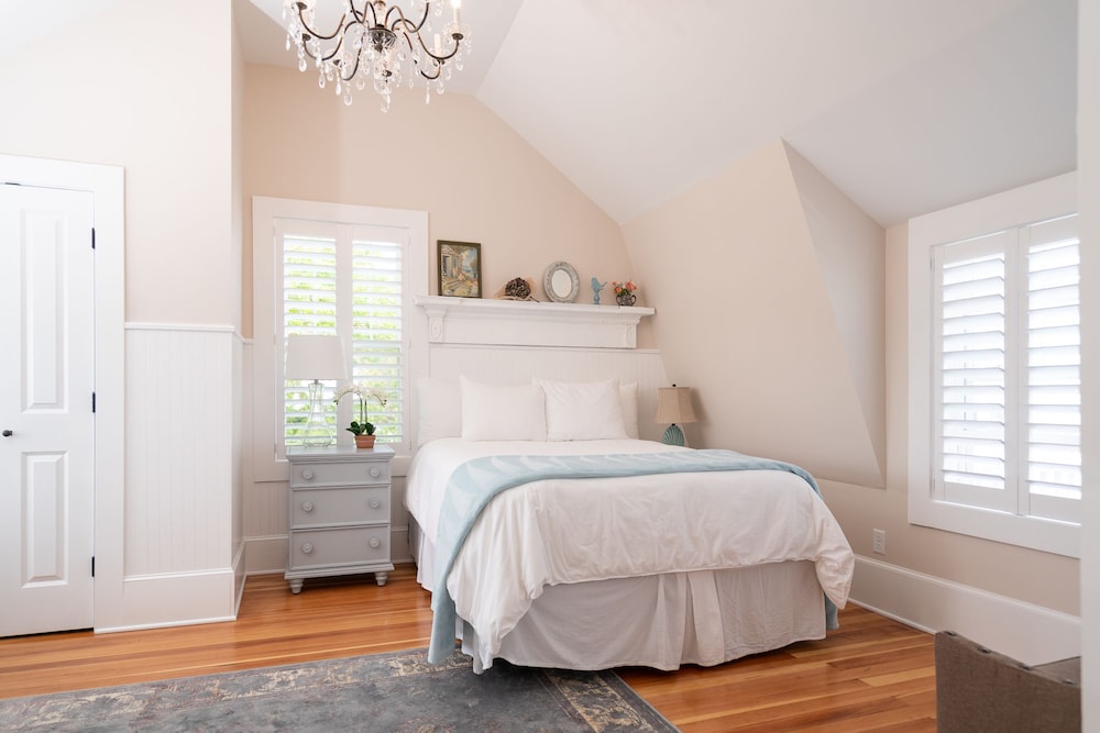 Marginal Way House Hotel — Ogunquit