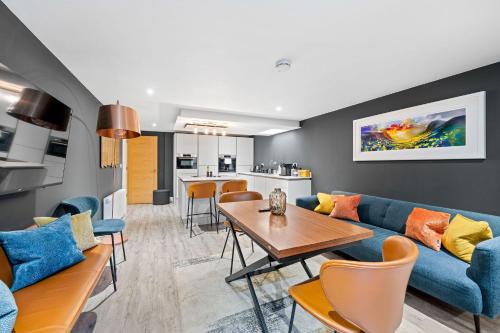 RÌGH Properties Luxury West End Artisan Apartment — 4-Star Luxury Hotel in Edinburgh, United Kingdom