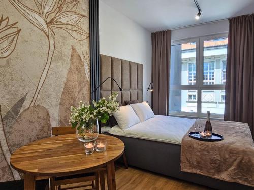 Urban Apartments Premium Opolska 10 No 67B Free Garage Self Check In — 4-Star Luxury Hotel in Katowice, Poland