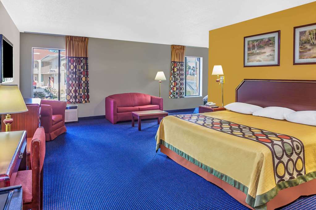Super 8 by Wyndham Morristown South - photo 4
