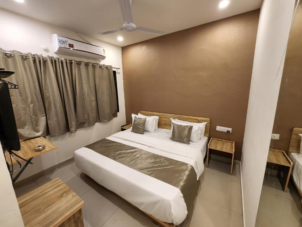 Hotel Nova Shine — Rajkot — photo 5