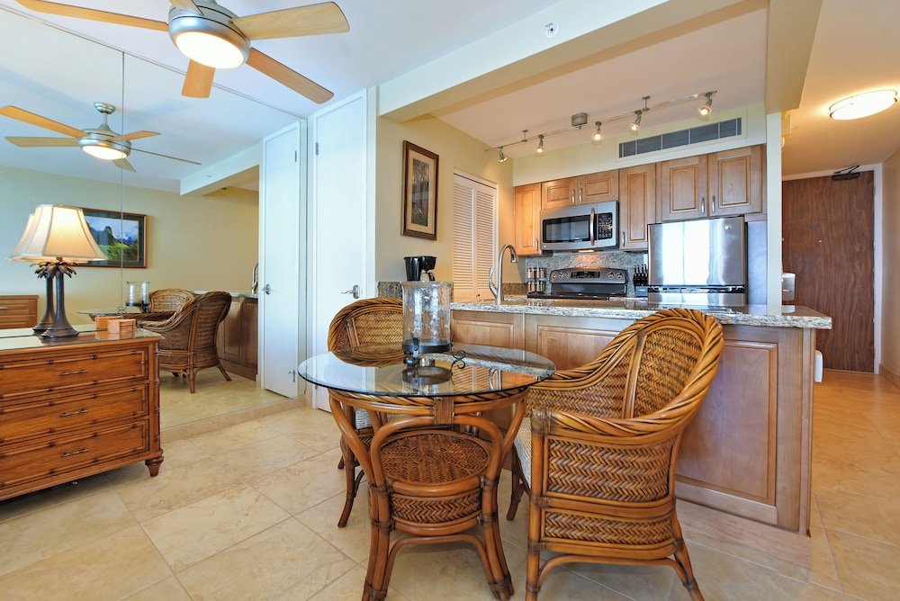 Mahana Resort #813 Studio condo by RedAwning - photo 7