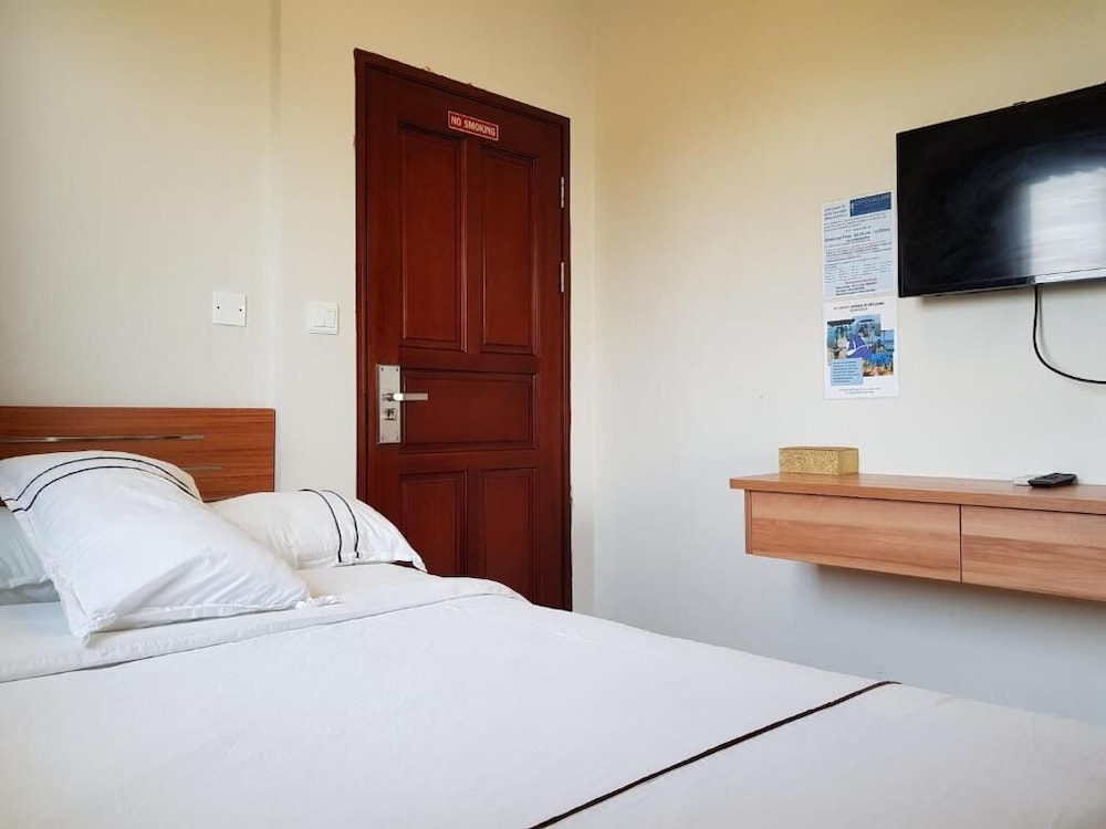 Caye Caulker Beach Hotel — Belize City — photo 2