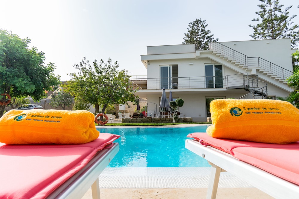 Il Giardino Dei Carrubi in Donnalucata, Italy