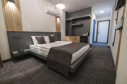 Dewy Hotel — Izmir — photo 3