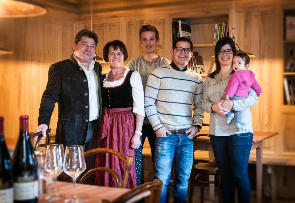 Hotel Weingut Klosterhof — Caldaro Sulla Strada Del Vino — photo 2