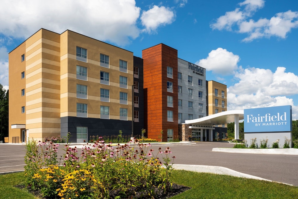 Fairfield Inn & Suites by Marriott North Bay in North Bay, Canada