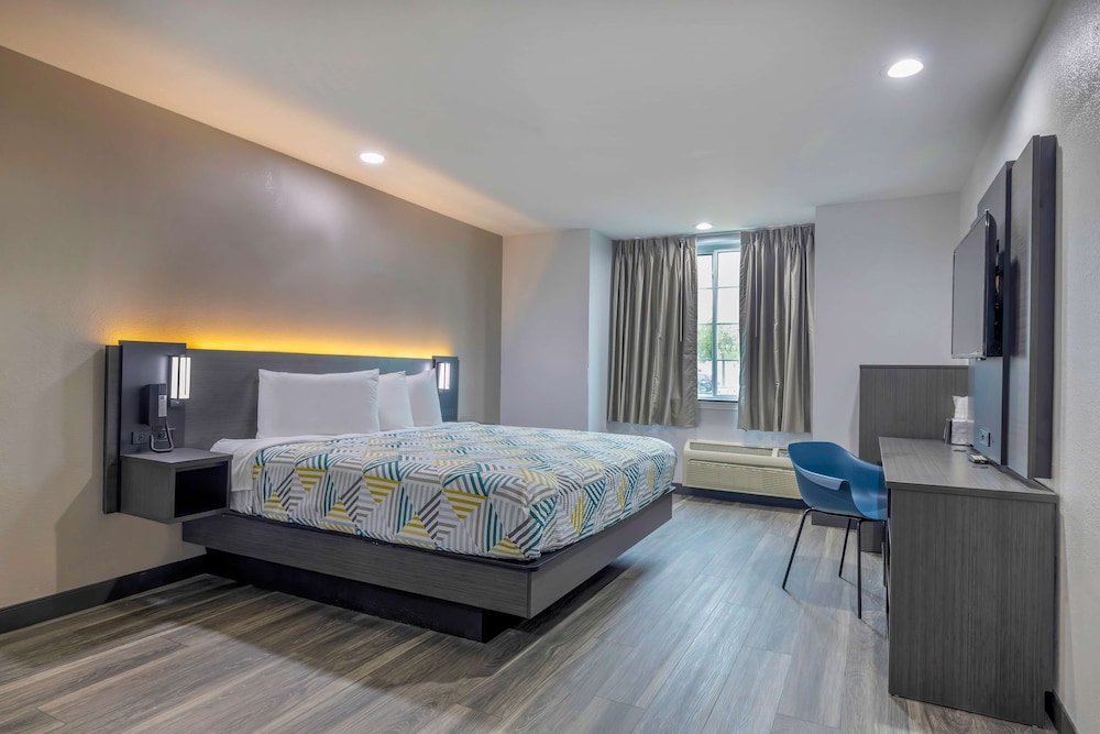Motel 6 Fort Worth TX Burleson - photo 15