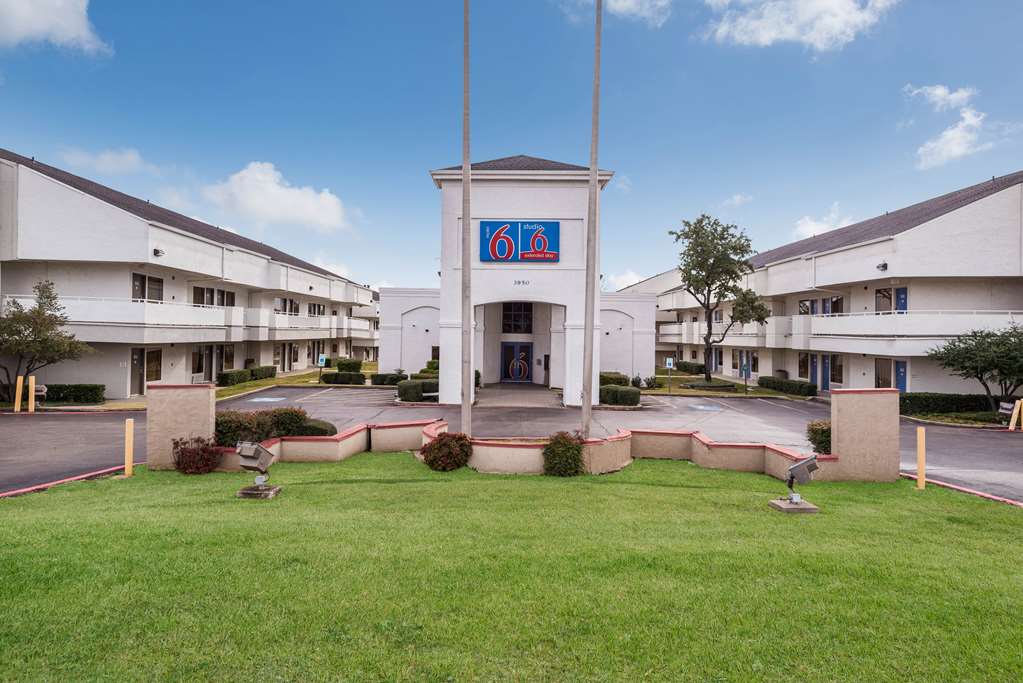 Motel 6 Irving TX Irving DFW Airport East - photo 6