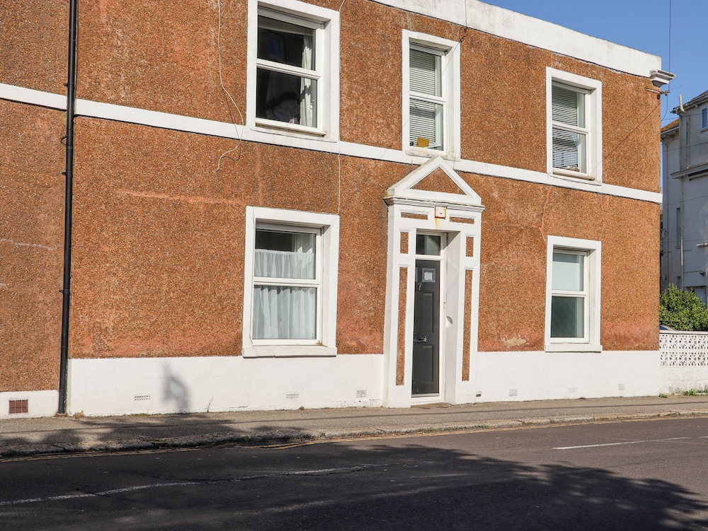 Goldhurst Apartment — 4-Star Luxury Hotel in Hastings, United Kingdom