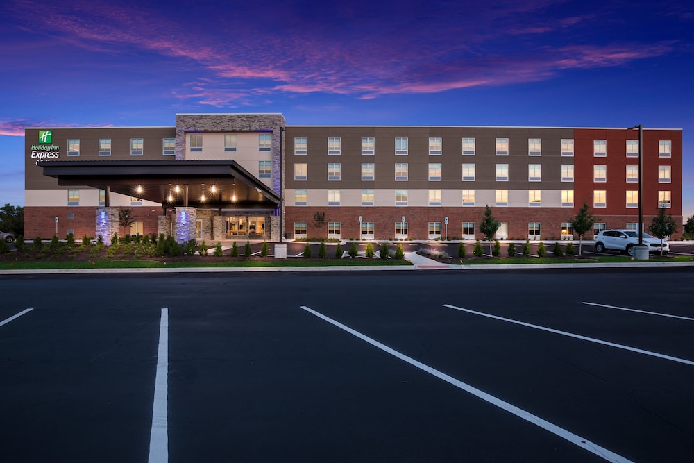 Holiday Inn Express & Suites Chicago Hoffman Estates by IHG - photo 34
