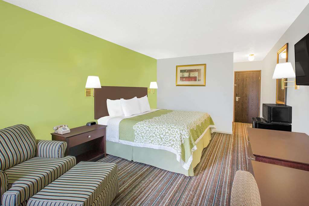 Days Inn by Wyndham York - photo 15