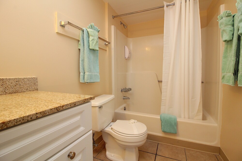 Bay Club Resort - photo 50
