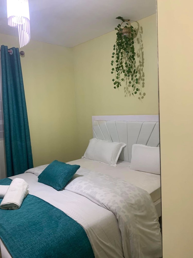 Lux Suites Sentosa Heights Utawala
