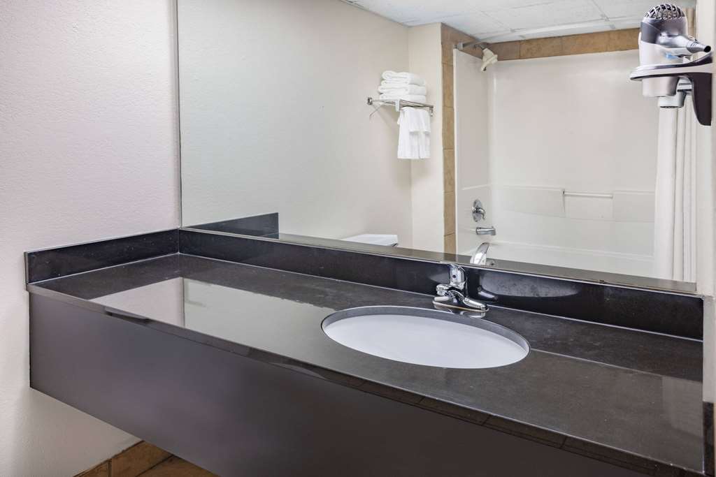 Ramada by Wyndham West Atlantic City - photo 32