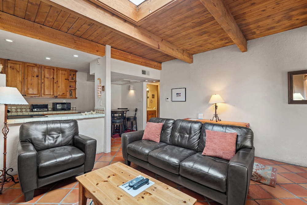 Fort Marcy Suites by All Seasons Resort Lodging - photo 81