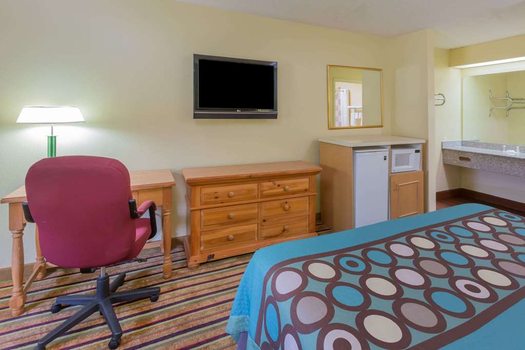 Super 8 by Wyndham Norcross I 85 Atlanta - photo 10