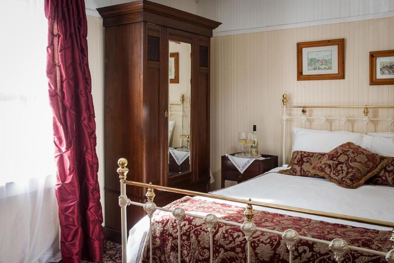 Calistoga Wine Way Inn - carbon neutral hotel in Calistoga