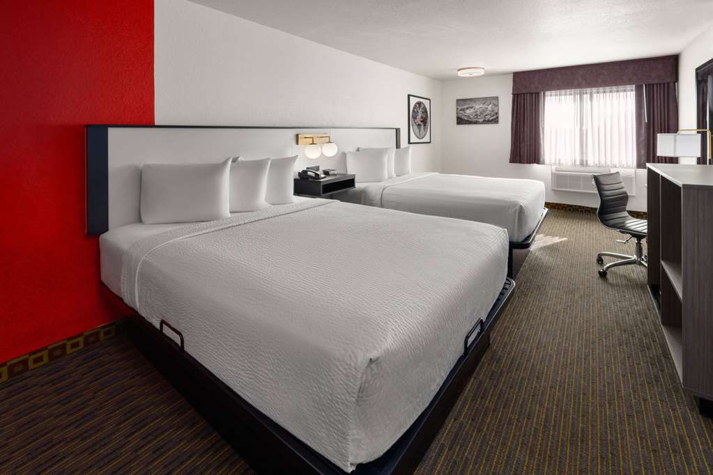 SYLO Hotel Denver Airport a Ramada by Wyndham - photo 14