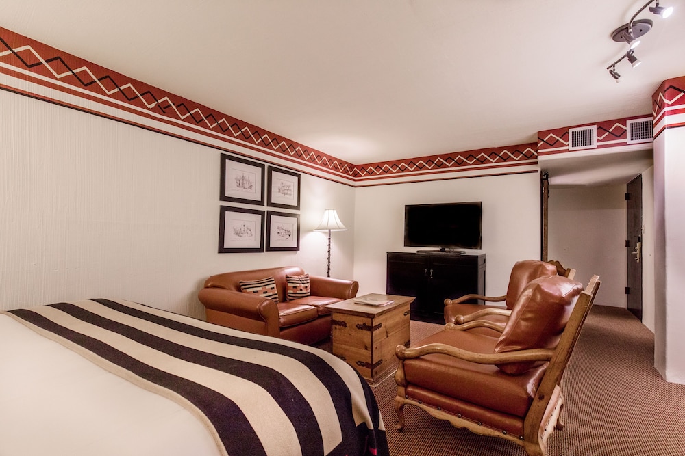 Inn and Spa at Loretto - photo 7