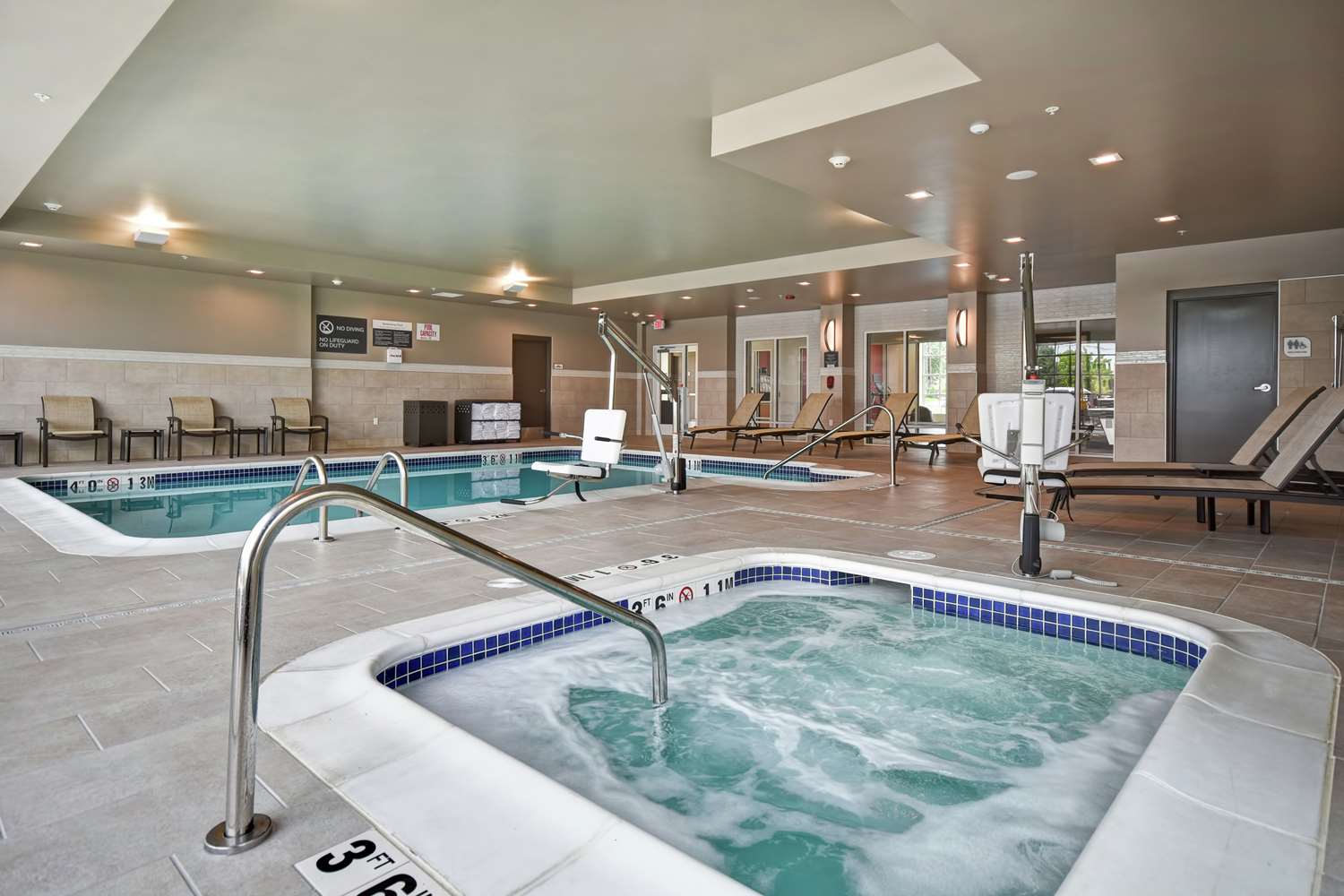 Hilton Garden Inn Lansing West - photo 2