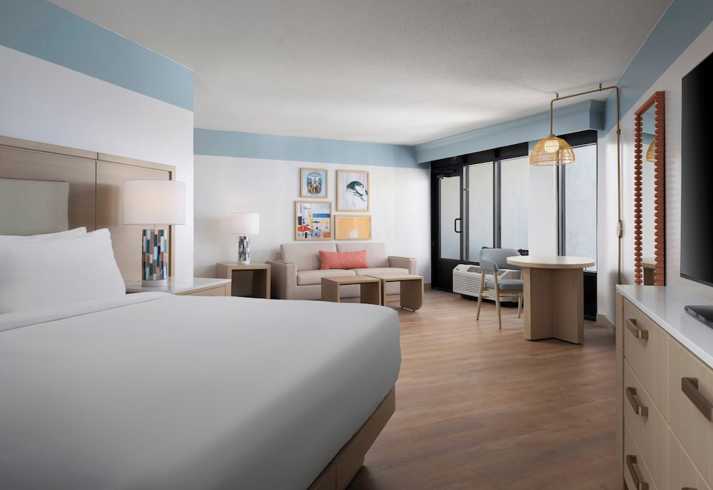 The Ellie Beach Resort Myrtle Beach Tapestry by Hilton - photo 16