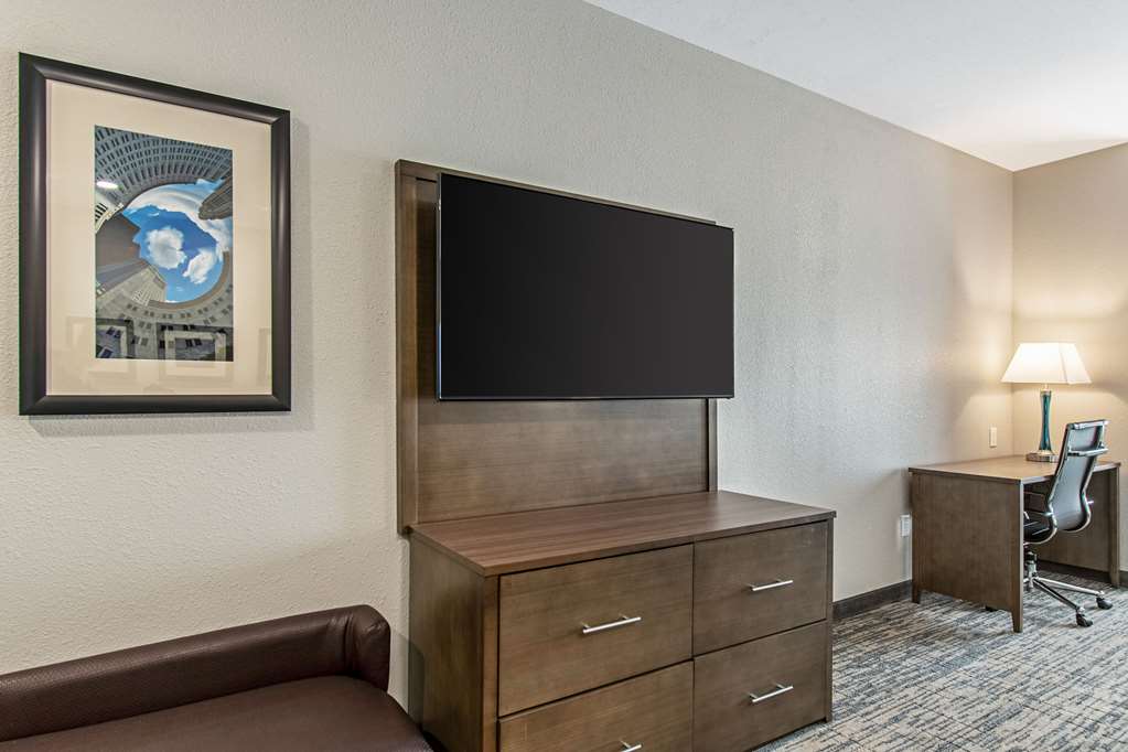 Comfort Suites Grove City Columbus South - photo 16