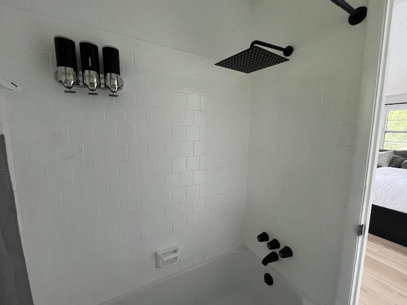 Motel Luzerne - photo 32