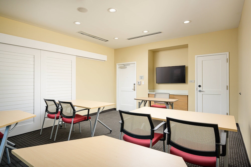TownePlace Suites by Marriott Tuscaloosa University Area - photo 30