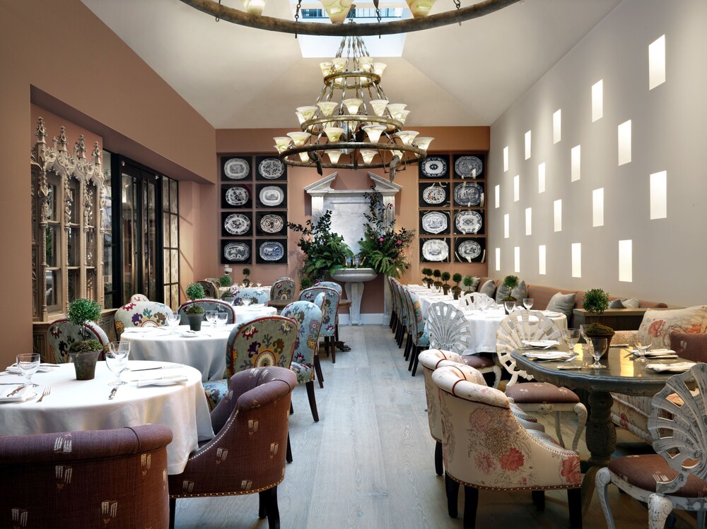 The Whitby Hotel - photo 39