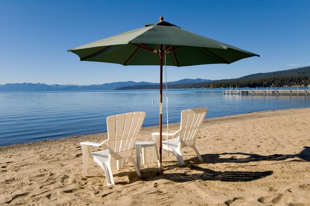 Mourelatos Lakeshore Resort - photo 42